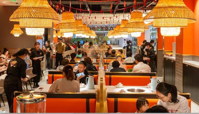 八合里66牛肉火锅节出圈吸引多地网友“组团”喊话开店(图1)