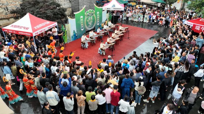 逛千年药市赏非遗民俗品特色药膳德昌2024年端午文旅活动好热闹(图1)