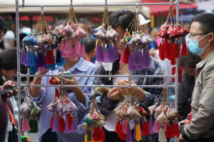 逛千年药市赏非遗民俗品特色药膳德昌2024年端午文旅活动好热闹(图3)