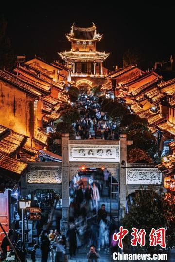 2024大理巍山小吃节：荟聚八方美食千人共享长街宴(图5)