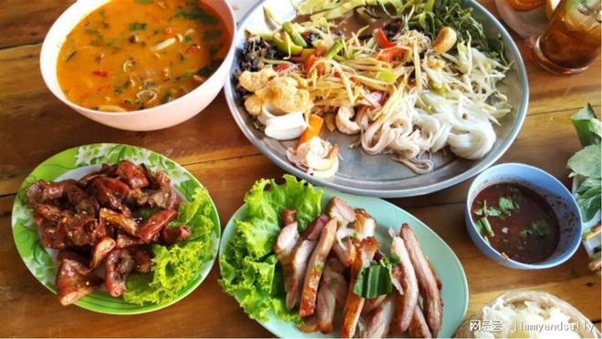 【2024曼谷美食】｜泰国曼谷10大美食餐厅、经典小吃推荐(图1)