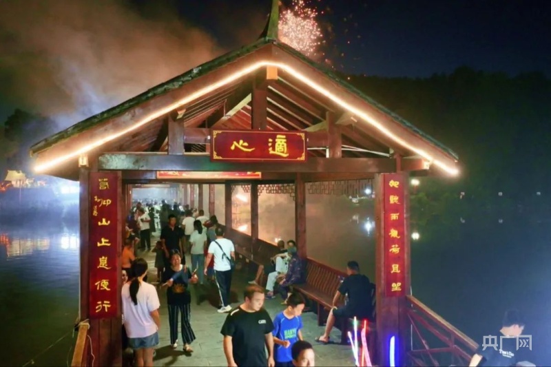 江西：夜市经济助力乡村“蝶变”(图5)