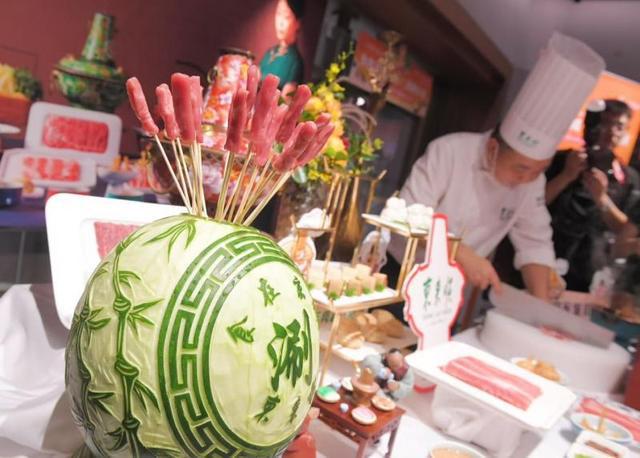 千余家火锅温暖冬日京城2024第五届北京火锅美食节启动(图1)