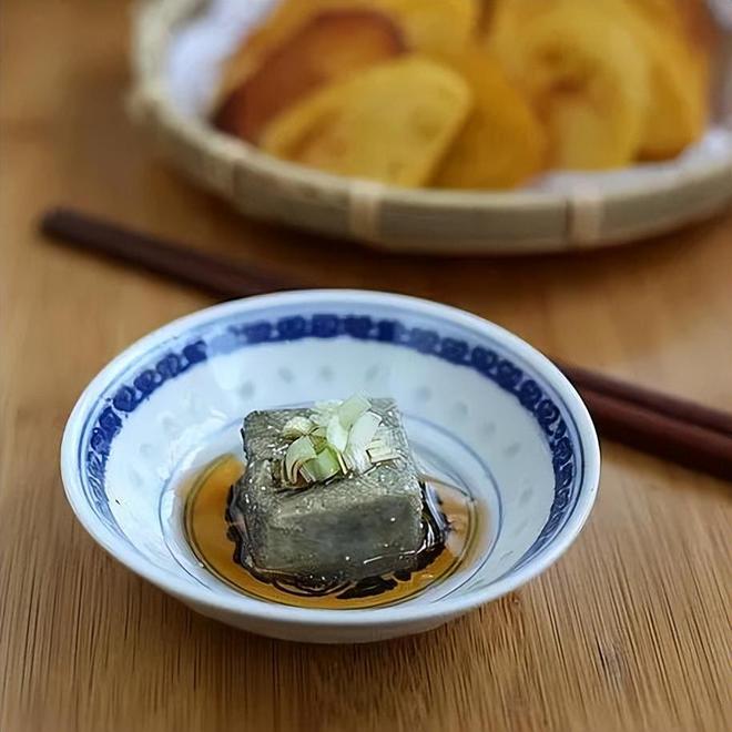 三百年老字号只剩一层皮一块腐乳下不去半拉馍王致和怎么了？(图3)