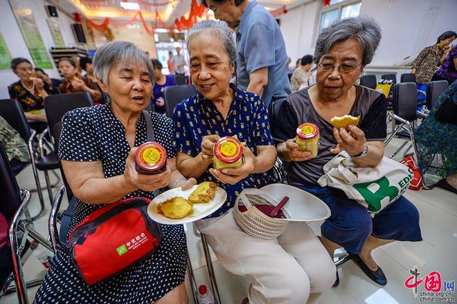 三百年老字号只剩一层皮一块腐乳下不去半拉馍王致和怎么了？(图11)