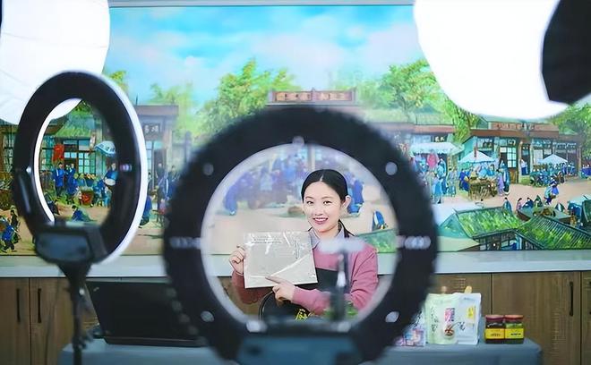 三百年老字号只剩一层皮一块腐乳下不去半拉馍王致和怎么了？(图15)