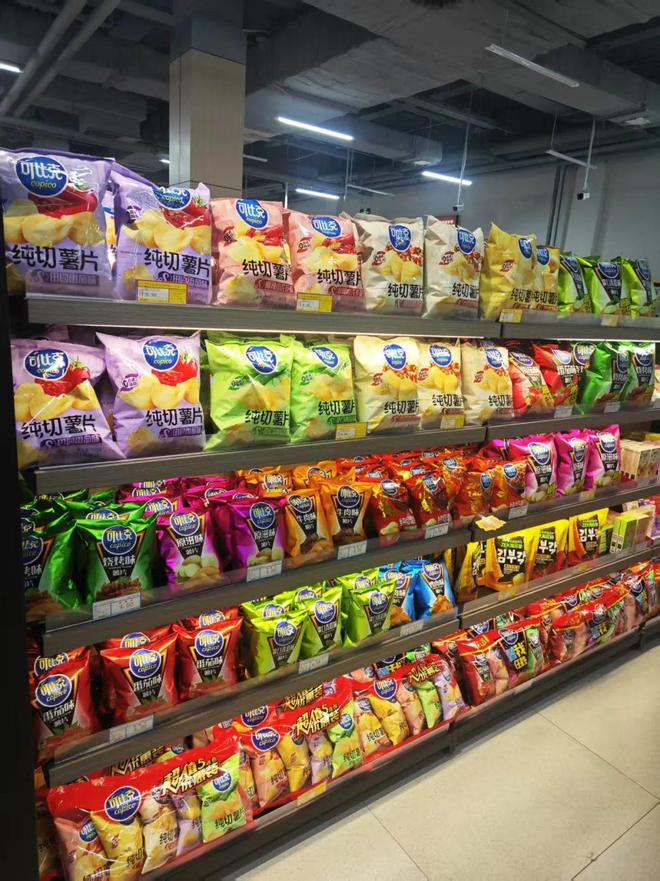 当地方特色邂逅年轻化表达可比克“再造”薯片(图14)