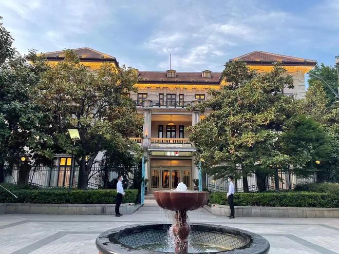 消费习惯迭代北京上海精致餐饮加速转型破局｜2025精致餐饮前瞻③(图9)
