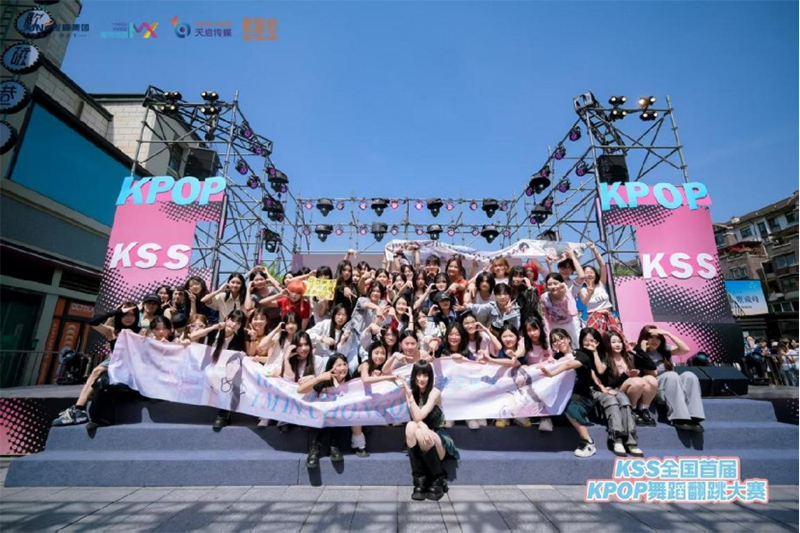 歌磁巷——“重庆最美街区”加持！俊峰·山万里山玺年中钜惠成交享20万装修礼包(图5)