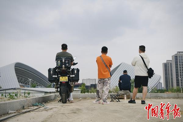 煤炭之城转型路上的摇滚(图4)